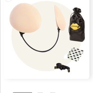 Misses Kisses Moderate Plunge Bra. Backless & Strapless